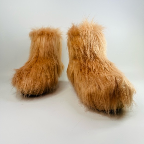 Jeffrey Campbell Platform Derby Pink Faux Fur Bootie - Picture 5 of 14